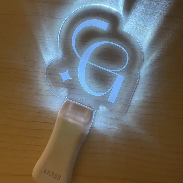 조유리 임시 응원봉