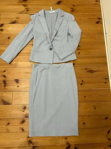 EPOCA 스커트 셋업 스카이블루