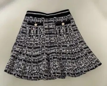 LILY BROWN 미니 플레어 스커트 블랙 화이트 트위드