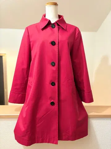 아쿠아 스큐텀 클럽 체크 파이핑 벨트 트렌치코트