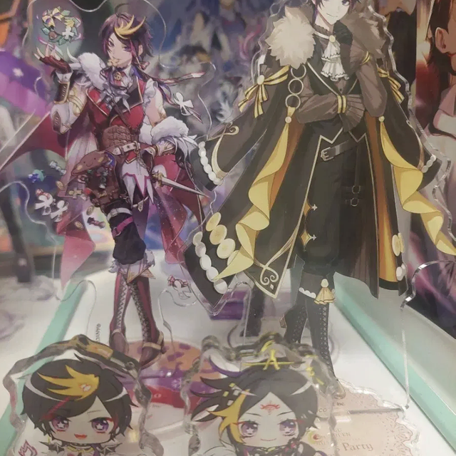 니지산지en 슈 야미노 한정 애니메이트 카페 콜라보 아크릴 스탠드