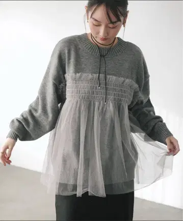 튤 도킹 뷔스티에풍 니트탑