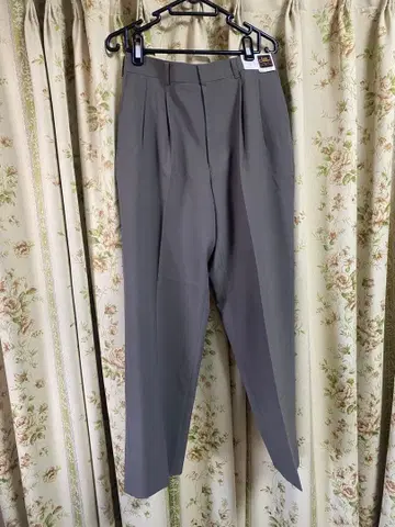 [ 미사용품 ] Leo Canter 슬랙스 사이즈 76 (브라운)