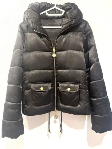 AIX ARMANI EXCHANGE 블랙 다운 자켓