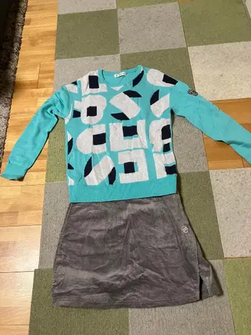 골프웨어 앤퍼시의 니트 로서센의 스커트 세트