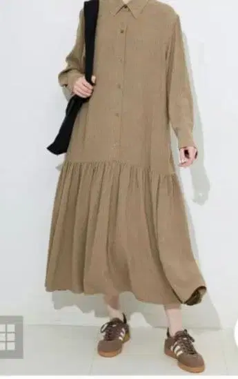 초크 스트라이프 티어드 셔츠 원피스 (브라운) 15,400