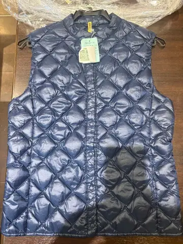 유니클로 울트라 라이트 다운 베스트 네이비 여성용 L