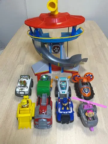 퍼피 구조대 퍼피 스테이션 피규어 포함 차량 8대