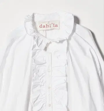 dahl'ia 프릴 달린 화이트 롱 셔츠