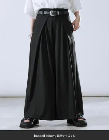 하카마 턱 와이드 팬츠 블랙 S 사이즈