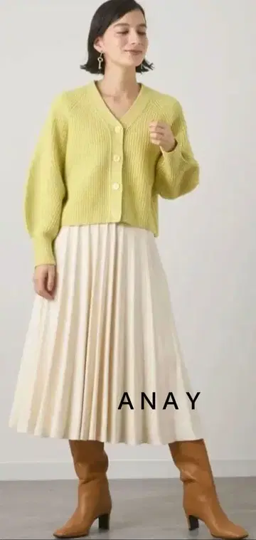 새상품급 아나이 스웨이드 플레어 스커트