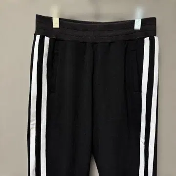 록시 스트레치 조거 팬츠(L) 블랙 사이드 로고 라인 허리밴딩