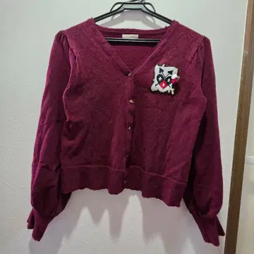 앨리스 콜라보 와인 레드 가디건 엑시즈팜 포에틱 트위스테