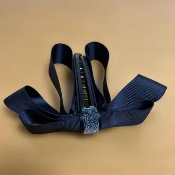 바나나 클립 컴플렉스 비즈