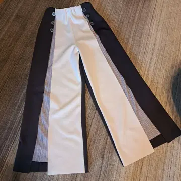 야마다야 RADIATE 플리츠 본딩 와이드 팬츠 허리밴딩