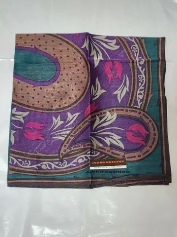 JUNKO KOSHINO 페이즐리 무늬 실크 스카프