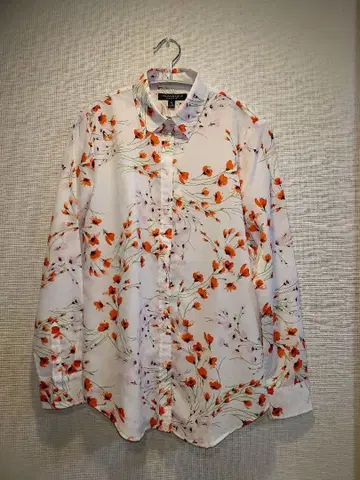 [ 새상품급 ] 바나나리퍼블릭 블라우스 ( 꽃무늬 ) XS