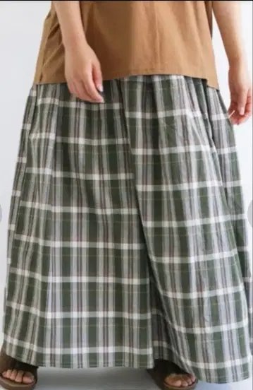 사만사 모스모스 체크 롱 스커트