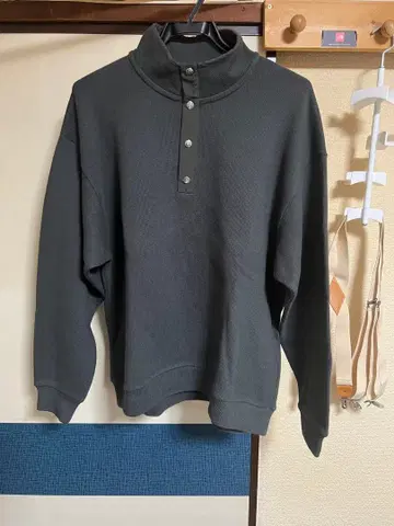 THE NORTH FACE 버튼 포함 하이넥 트레이닝복