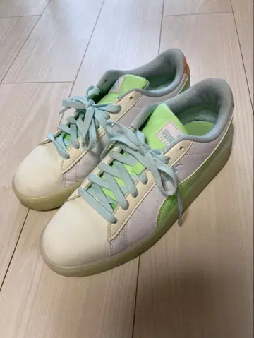 PUMA 푸마 스니커즈 라이트 그린 화이트 멀티 컬러