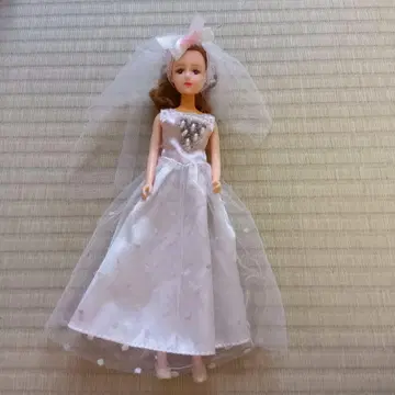옷 갈아입히기 인형 웨딩 화이트 드레스
