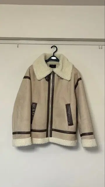 EMODA 무스탕 코트 베이지 아우터