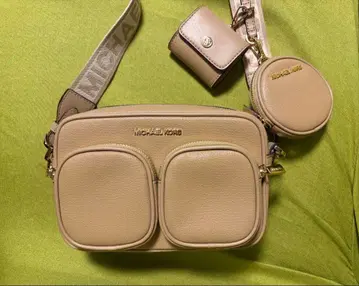 MICHAEL KORS 베이지 숄더백