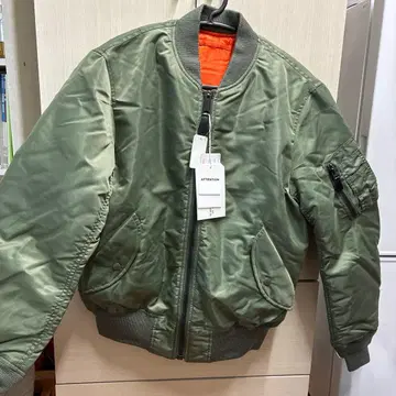 AVIREX MA-1 플라이트 자켓 올리브