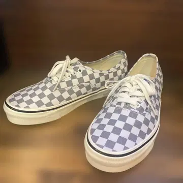 반스 오센틱 44D 그레이