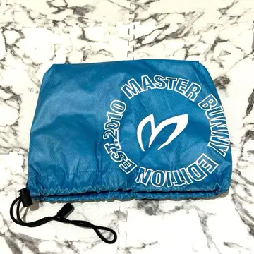 MASTER BUNNY EDITION 아이언용 침대 커버 라이트 블루