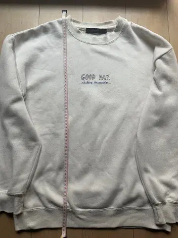 GOOD DAY. 그래픽 맨투맨