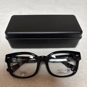 Zoff 블랙 케이스 포함