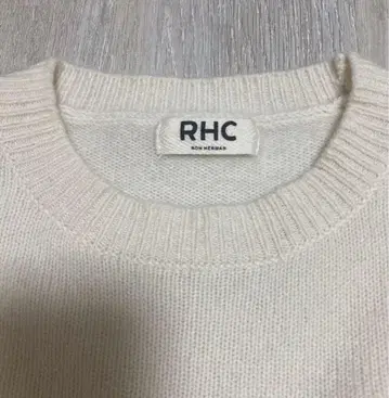 RHC 아이보리 크루넥 스웨터