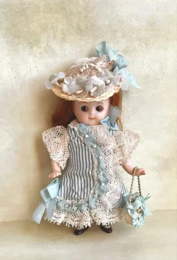 작은 미니오네트 양의 드레스 세트 3