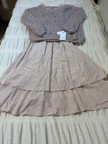 스나이델 니트와 원피스 셋업 택 포함 미사용 새상품