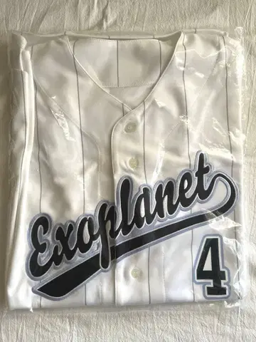 EXO BAEKHYUN 베키 뵨 유니폼 트레이딩 카드 없음 미사용 새상품