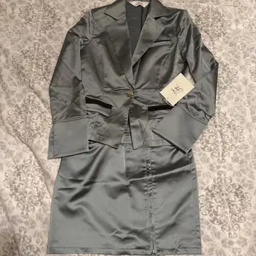 그레이 새틴 수트 3종 세트