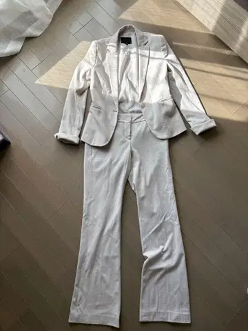 iCB 수트 셋업 아이보리