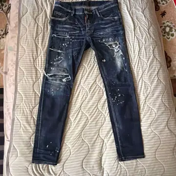 새상품급 디스퀘어드 청바지