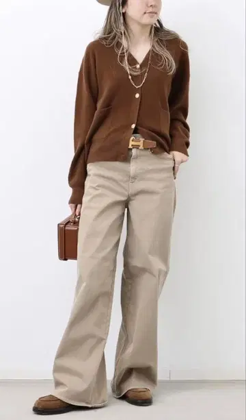 L'Appartement 라빠르망 골드 버튼 가디건