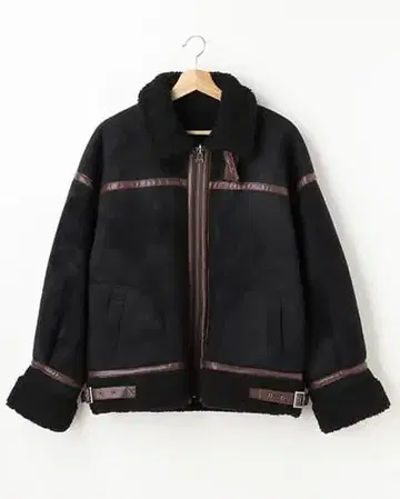 무스탕풍 블랙 자켓