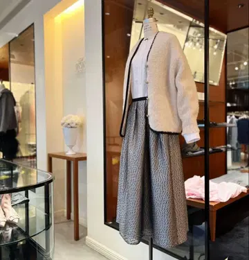 DRAWER FALL2 라메 컷 자카드 스커트