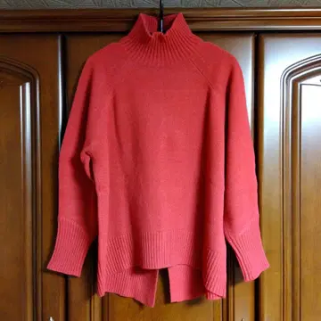 온워드 카시야마 [ 쿠미쿄쿠 ] 로즈 핑크 하이넥 긴팔 니트