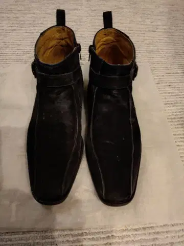 MADORAS 마도라스 모데로 스웨이드 부츠 블랙