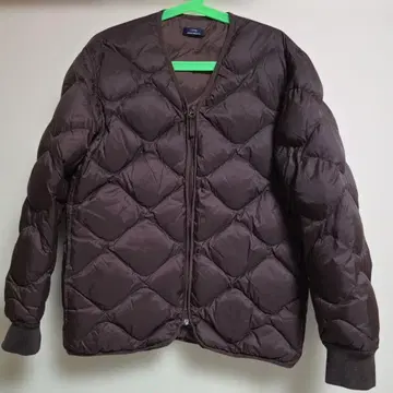 어반 리서치 V넥 다운 자켓