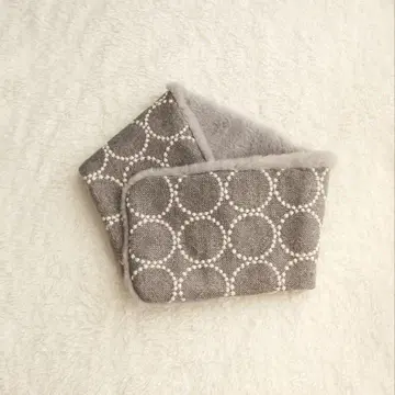 미나 페르호넨 탬버린 핸드메이드 넥워머