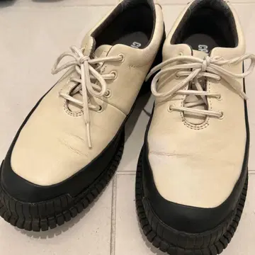 CAMPPER 레이스 신발