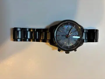 블랙 스테인리스 크로노그래프 손목시계