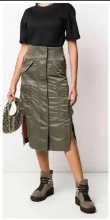 사카이 sacai 나일론 카키 오렌지 MA-1 스커트