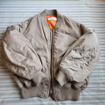 SLY 베이지 MA-1 자켓 FREE 사이즈